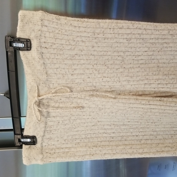 💕HEARTLOOM💕 Nikita Pant Oat Ribbed Soft & Cozy Wide Leg Sweatpants Large NWT - Picture 9 of 14